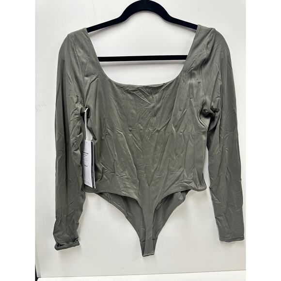 New Lululemon Size Large Ultra-Soft Nulu Square-Neck Long-Sleeve Bodysuit - Picture 4 of 9